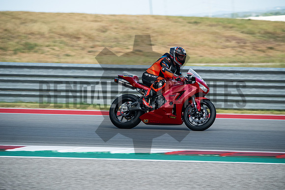 20250810_09-29-44_@bendalltherulesmedia_BendallTheRulesMedia_316TrackDay__XH2S2534_00104
