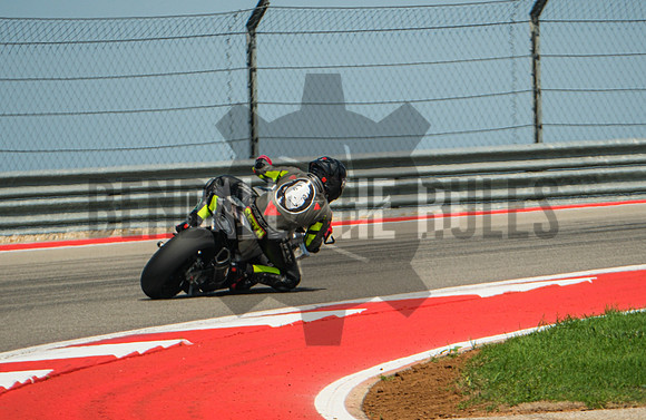 Aprilia Racer Days 2025_@bendalltherules_HighRes_420_XH2S4077-2