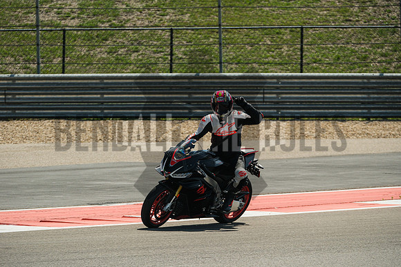 Aprilia Racer Days 2025_@bendalltherules_HighRes_395_XH2S3543