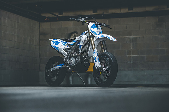 Tanner YZ250 Sumo Graphics Guys Shoot - GradedVintage - WebRes-3797