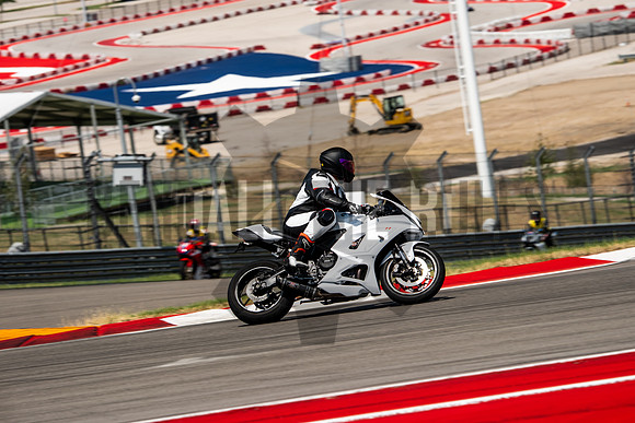 20250824_11-49-59_@bendalltherulesmedia_BendallTheRulesMedia_RidesmartAtCOTA__XH2S9812 2025-08-25 at 5.52.18 PM_00168