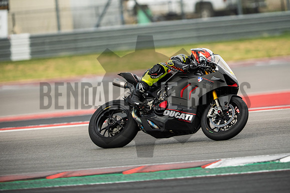 20250824_16-00-53_@bendalltherulesmedia_BendallTheRulesMedia_RidesmartAtCOTA__XH2S3997 2025-08-25 at 5.39.29 PM 2025-08-25 at 5.52.18 PM_00233