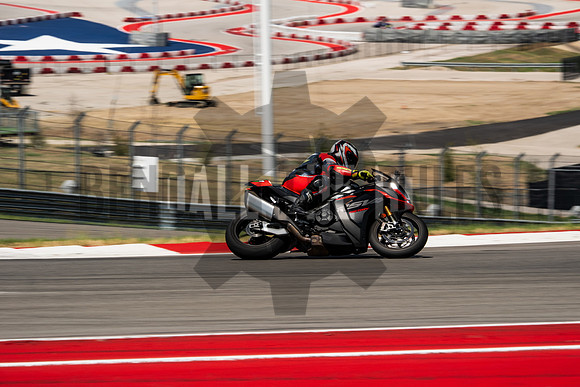20250824_11-53-34_@bendalltherulesmedia_BendallTheRulesMedia_RidesmartAtCOTA__XH2S9983 2025-08-25 at 5.52.18 PM_00191